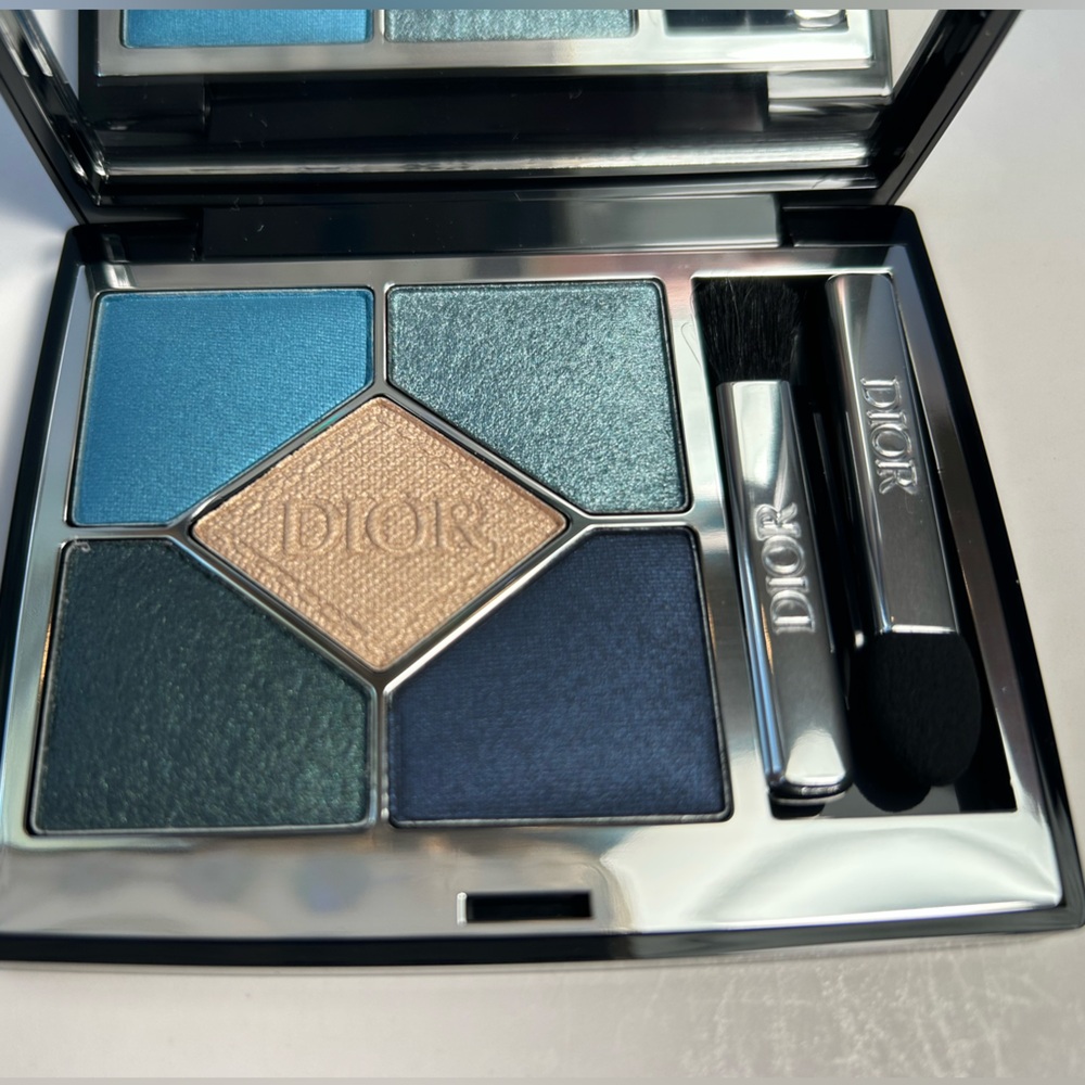 NWT🌷(#279) DIOR 5 Couleur Eyeshadow Palette in “Denim” - Picture 2 of 5